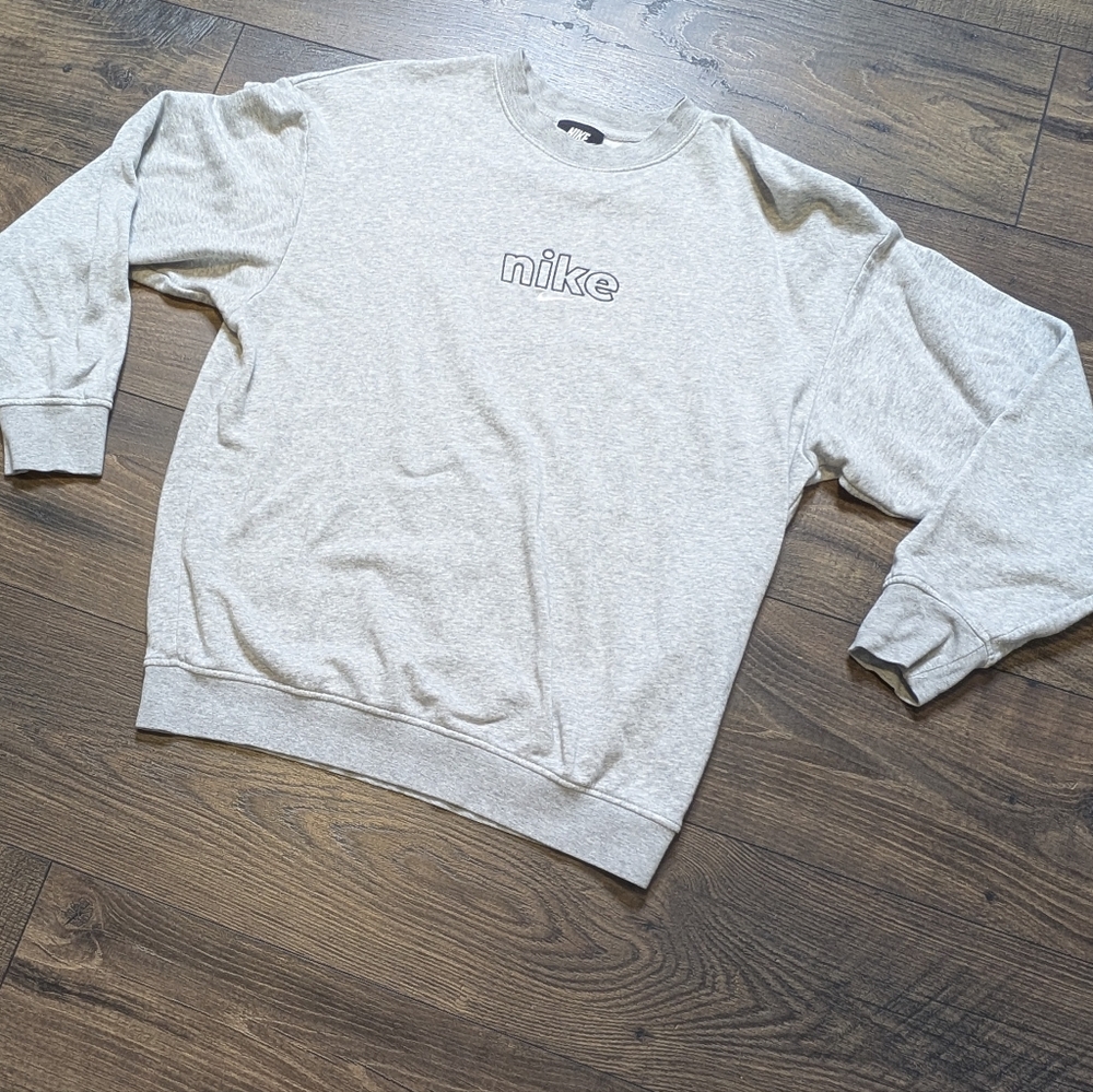 Nike Vintage Grey Crewneck Sweatshirt Size Medium